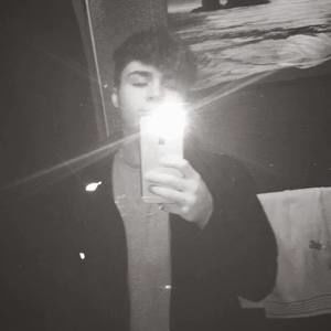 Meet your Posher, Ethan